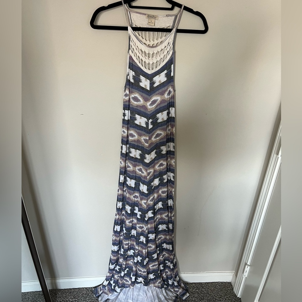 Women’s maxi dress